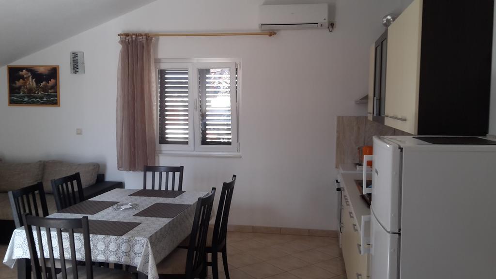 Vila Suzana Tribalj Exteriér fotografie